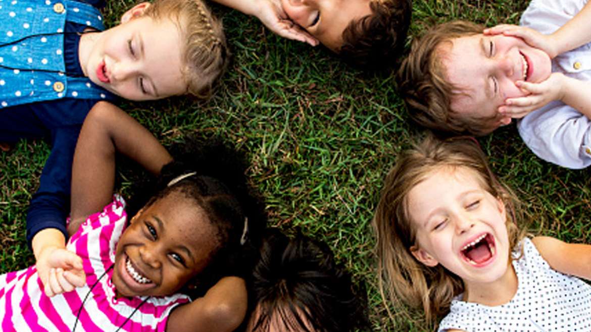 Language and communication outdoors: The world’s a stage